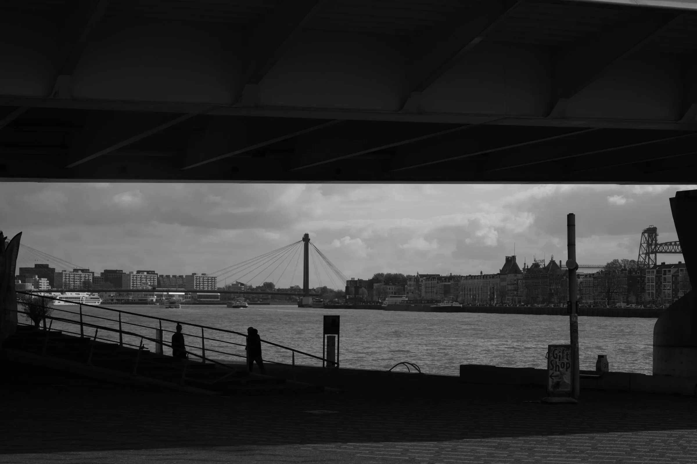 Photograph 23 by Stan van der Vleuten